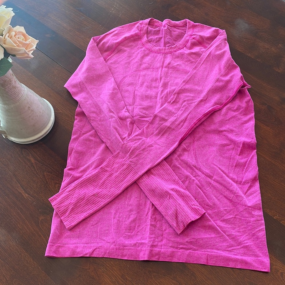 Pink lululemon swiftly long sleeve 8